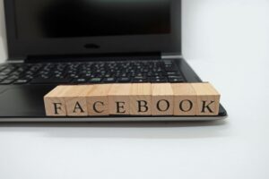 相続専門行政書士のSNSとの付き合い方